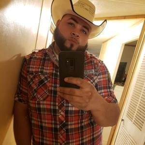 Meet your Posher, Benny swift